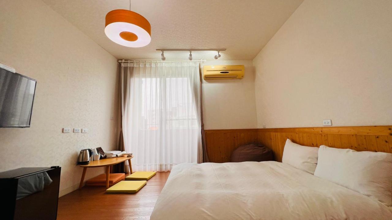 Rainbow Island Appartement Tainan Buitenkant foto